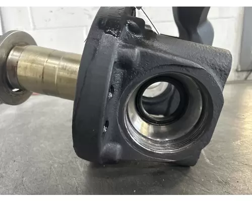 VOLVO/MACK 21041946 Spindle  Knuckle, Front