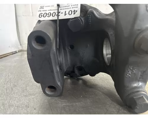 VOLVO/MACK 21041946 Spindle  Knuckle, Front