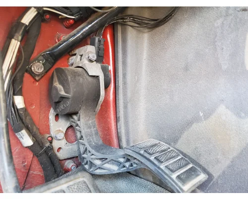 VOLVO TRUCK VNL Accelerator Parts