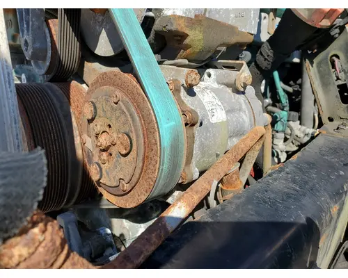 VOLVO TRUCK VNL Air Conditioner Compressor