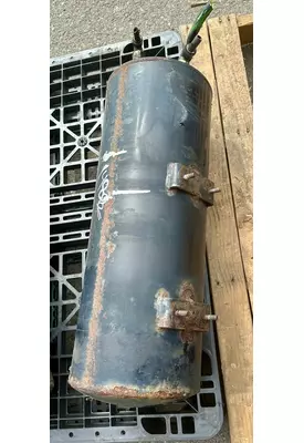 VOLVO TRUCK VNL Air Tank