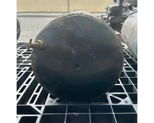VOLVO TRUCK VNL Air Tank