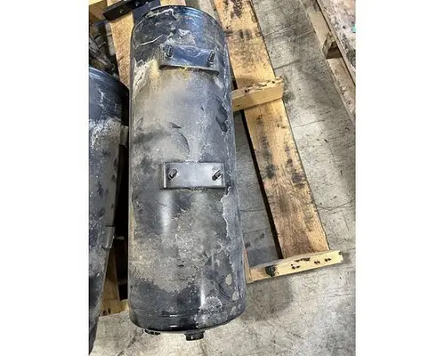 VOLVO TRUCK VNL Air Tank