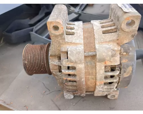 VOLVO TRUCK VNL Alternator