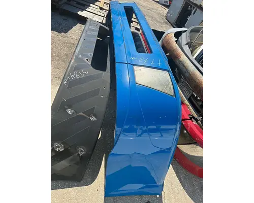 VOLVO TRUCK VNL Bumper Assembly, Front