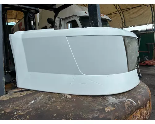 VOLVO TRUCK VNL Bumper Assembly, Front
