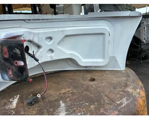 VOLVO TRUCK VNL Bumper Assembly, Front