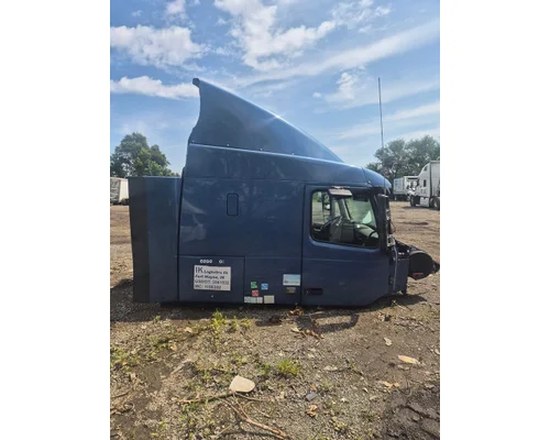 VOLVO TRUCK VNL Cab