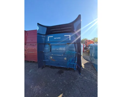 VOLVO TRUCK VNL Cab
