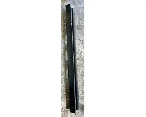 VOLVO TRUCK VNL Crossmember