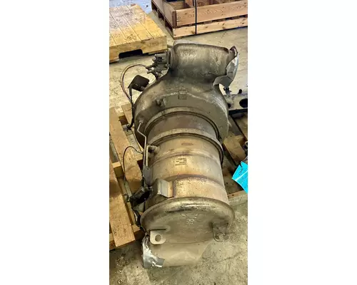 VOLVO TRUCK VNL DPF (Diesel Particulate Filter)