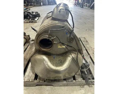 VOLVO TRUCK VNL DPF (Diesel Particulate Filter)