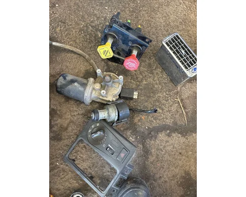 VOLVO TRUCK VNL Dash Assembly