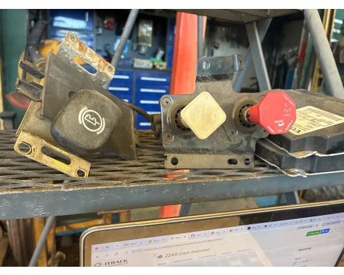 VOLVO TRUCK VNL Dash Assembly