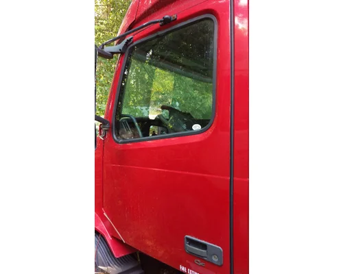 VOLVO TRUCK VNL Door Assembly, Front