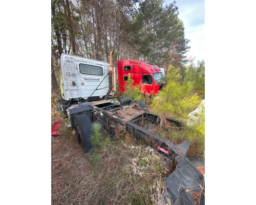 VOLVO TRUCK VNL Door Assembly, Front