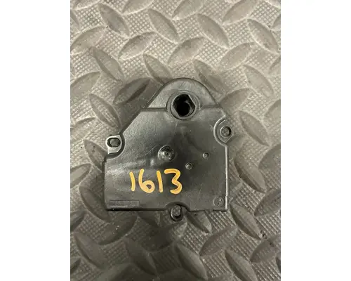 VOLVO TRUCK VNL Door Assembly, Front