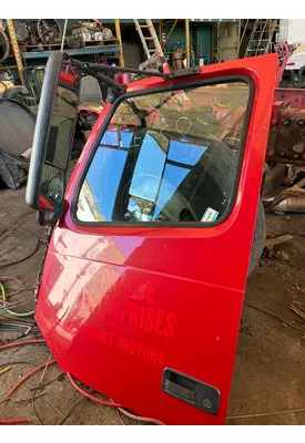 VOLVO TRUCK VNL Door Assembly, Front
