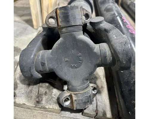 VOLVO TRUCK VNL Drive Shaft, Front