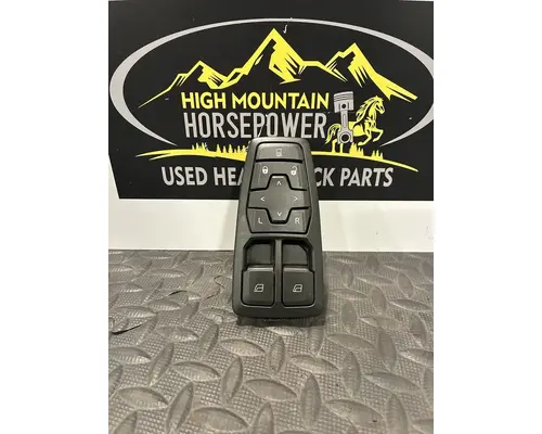 VOLVO TRUCK VNL Electrical Parts, Misc.