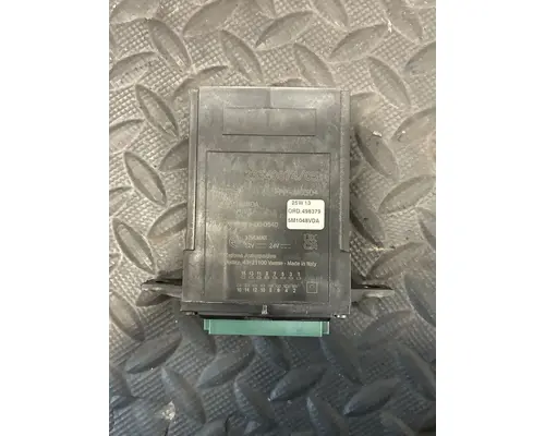 VOLVO TRUCK VNL Electrical Parts, Misc.