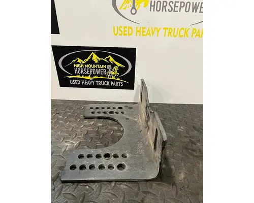 VOLVO TRUCK VNL Engine Mounts