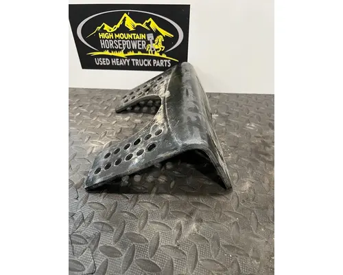 VOLVO TRUCK VNL Engine Mounts