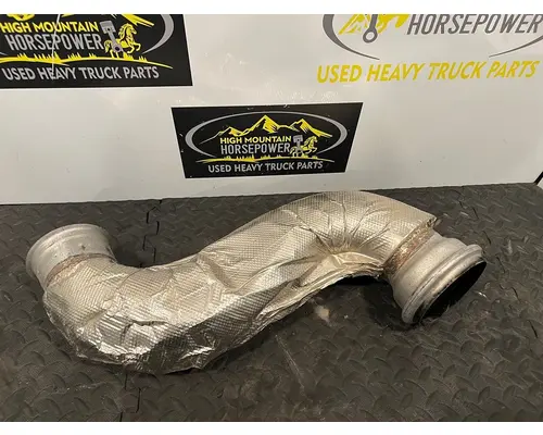 VOLVO TRUCK VNL Exhaust Pipe