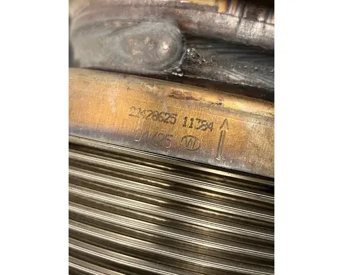 VOLVO TRUCK VNL Exhaust Pipe