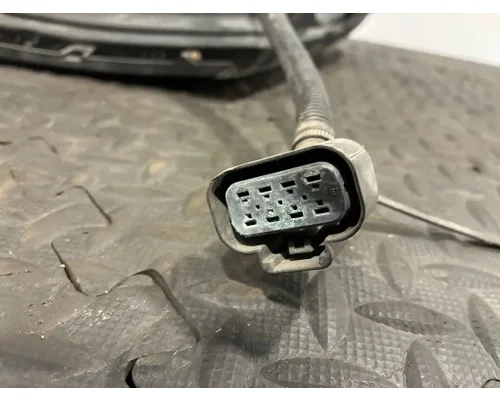VOLVO TRUCK VNL Headlamp Assembly