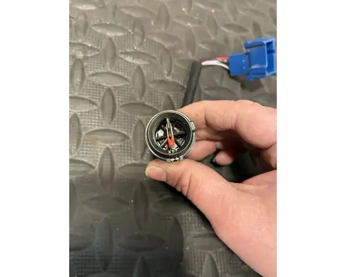 VOLVO TRUCK VNL Heater or Air Conditioner Parts, Misc.