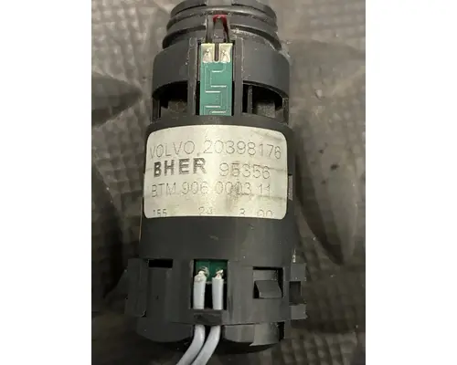 VOLVO TRUCK VNL Heater or Air Conditioner Parts, Misc.