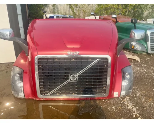 VOLVO TRUCK VNL Hood