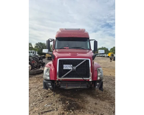 VOLVO TRUCK VNL Hood