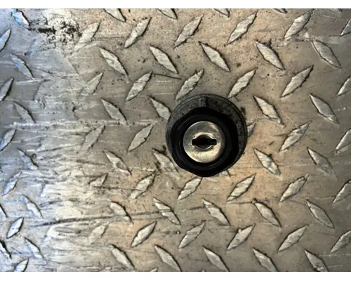 VOLVO TRUCK VNL Ignition Switch