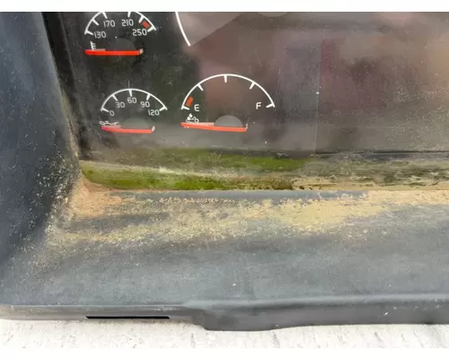 VOLVO TRUCK VNL Instrument Cluster