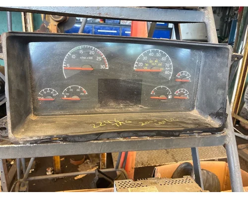 VOLVO TRUCK VNL Instrument Cluster