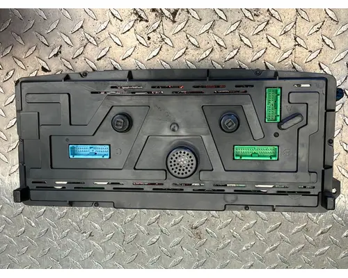 VOLVO TRUCK VNL Instrument Cluster