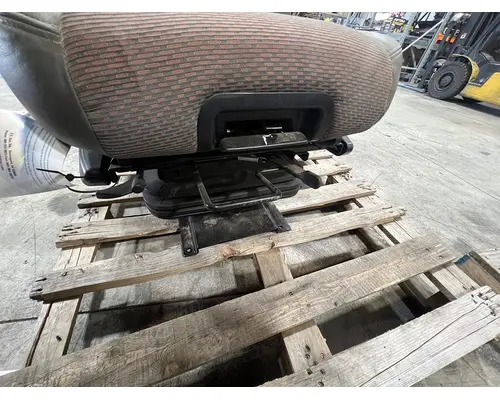 VOLVO TRUCK VNL Seat, Front