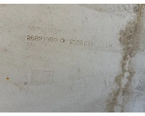 VOLVO TRUCK VNL Side Fairing