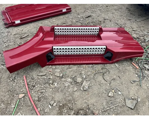 VOLVO TRUCK VNL Side Fairing