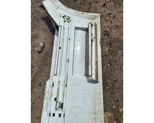 VOLVO TRUCK VNL Side Fairing