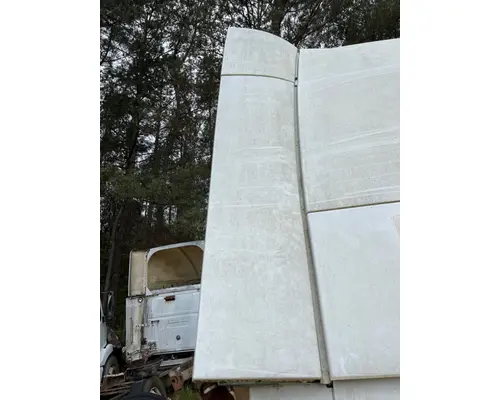 VOLVO TRUCK VNL Sleeper Fairing