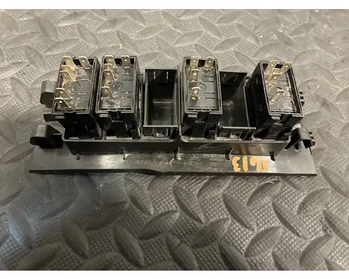 VOLVO TRUCK VNL Switch, misc 