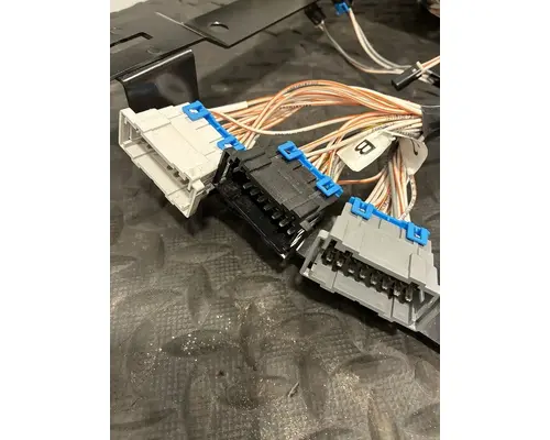 VOLVO TRUCK VNL Switch, misc 