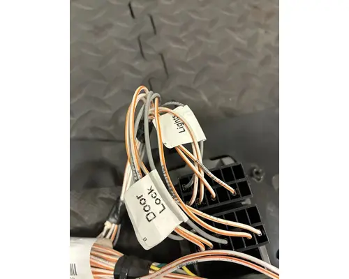 VOLVO TRUCK VNL Switch, misc 