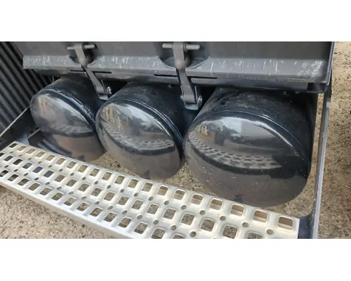 VOLVO TRUCK VNR Air Tank