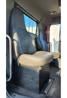 VOLVO TRUCK VNR Seat, Front