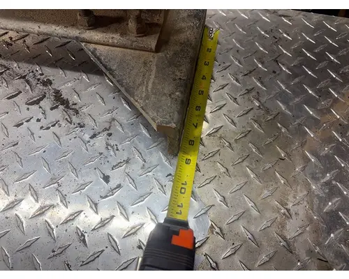 VOLVO TRUCK WIA Crossmember