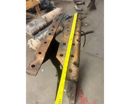 VOLVO TRUCK WIA Crossmember